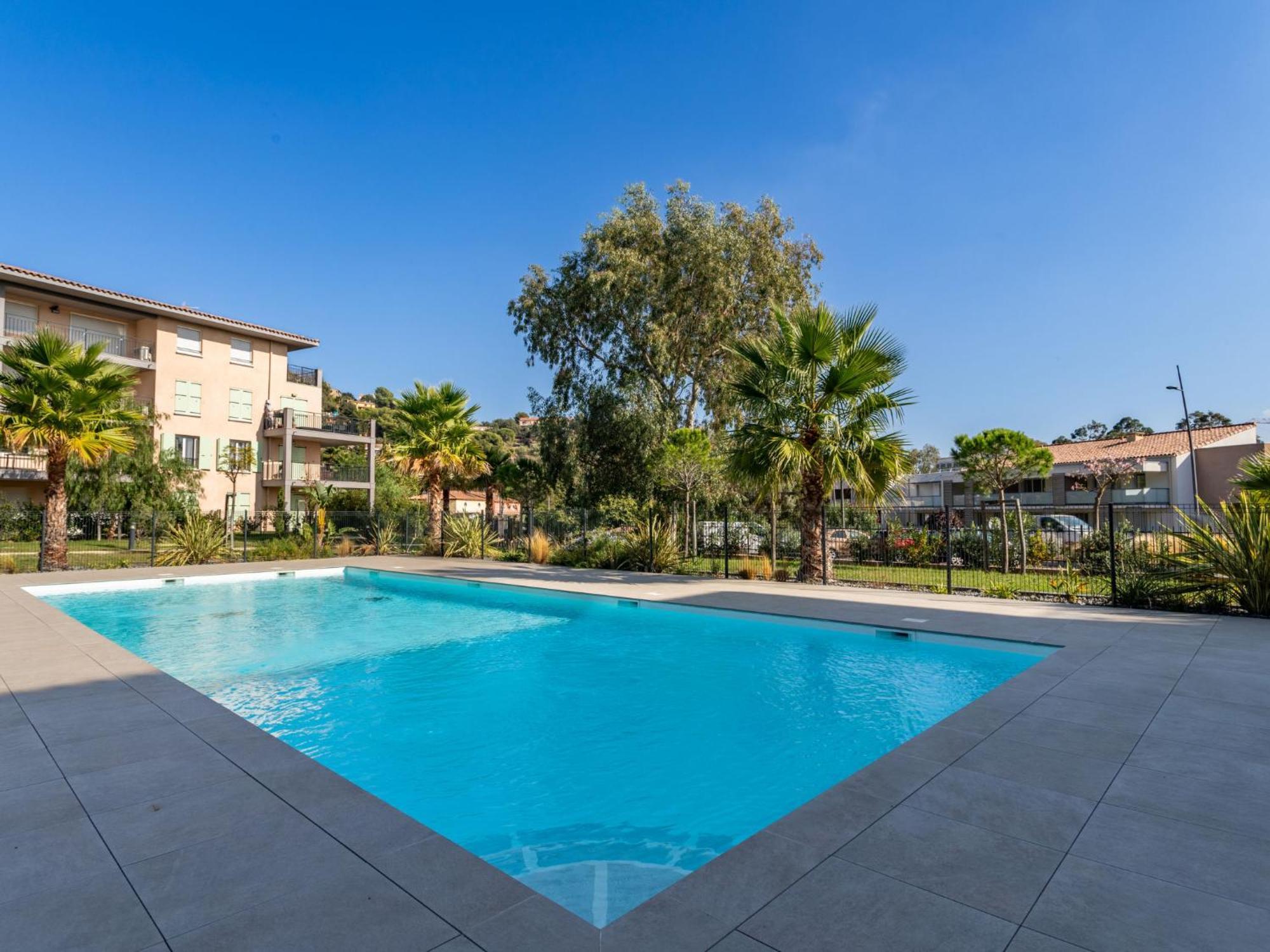 Apartment Le Clos Jardin-1 By Interhome Bormes-les-Mimosas Bagian luar foto